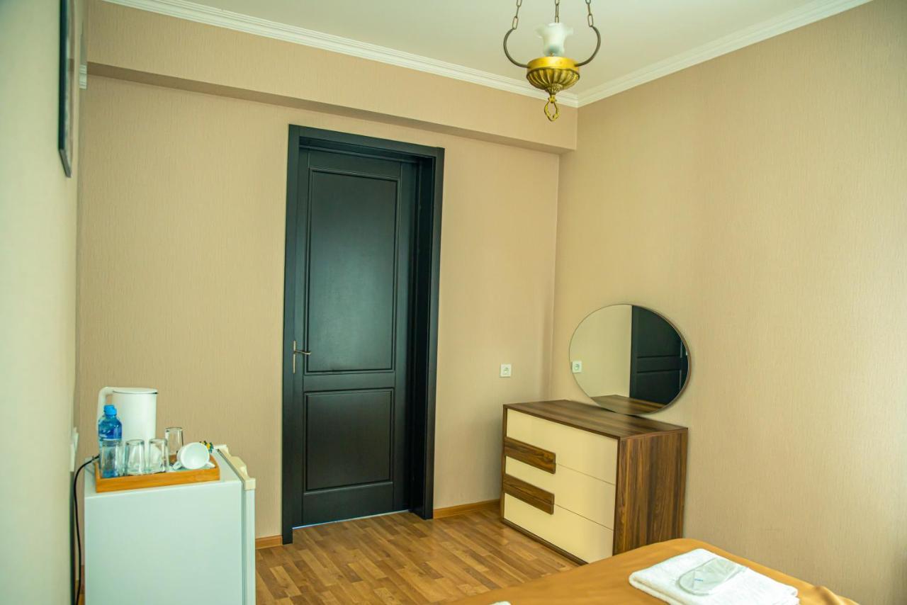 Midtown-Vera Tbilisi Ngoại thất bức ảnh