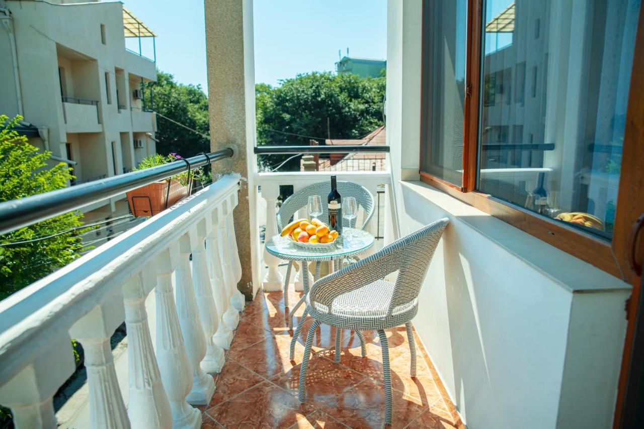 Midtown-Vera Tbilisi Ngoại thất bức ảnh